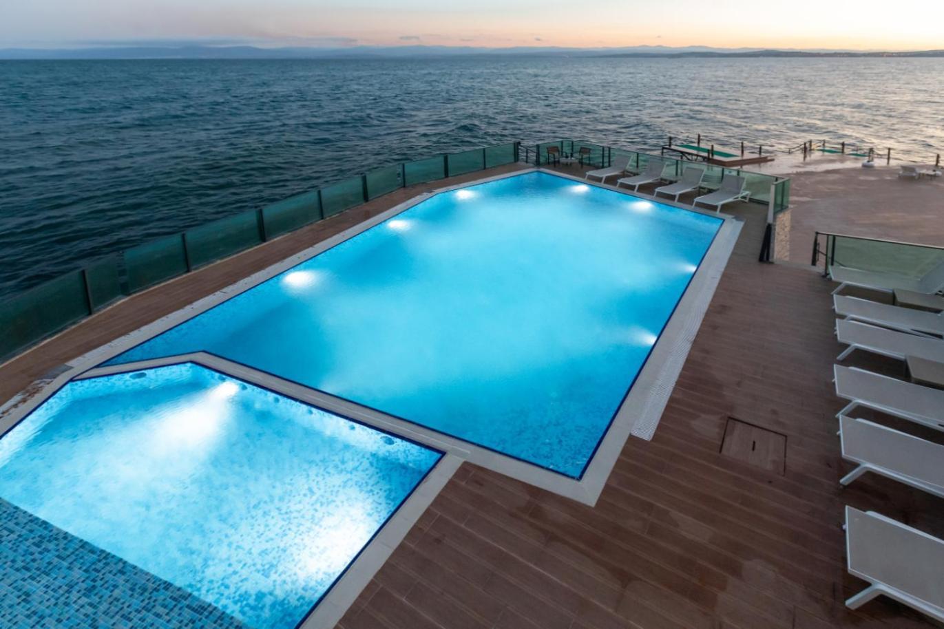 Vira Otel Suites Синоп Экстерьер фото